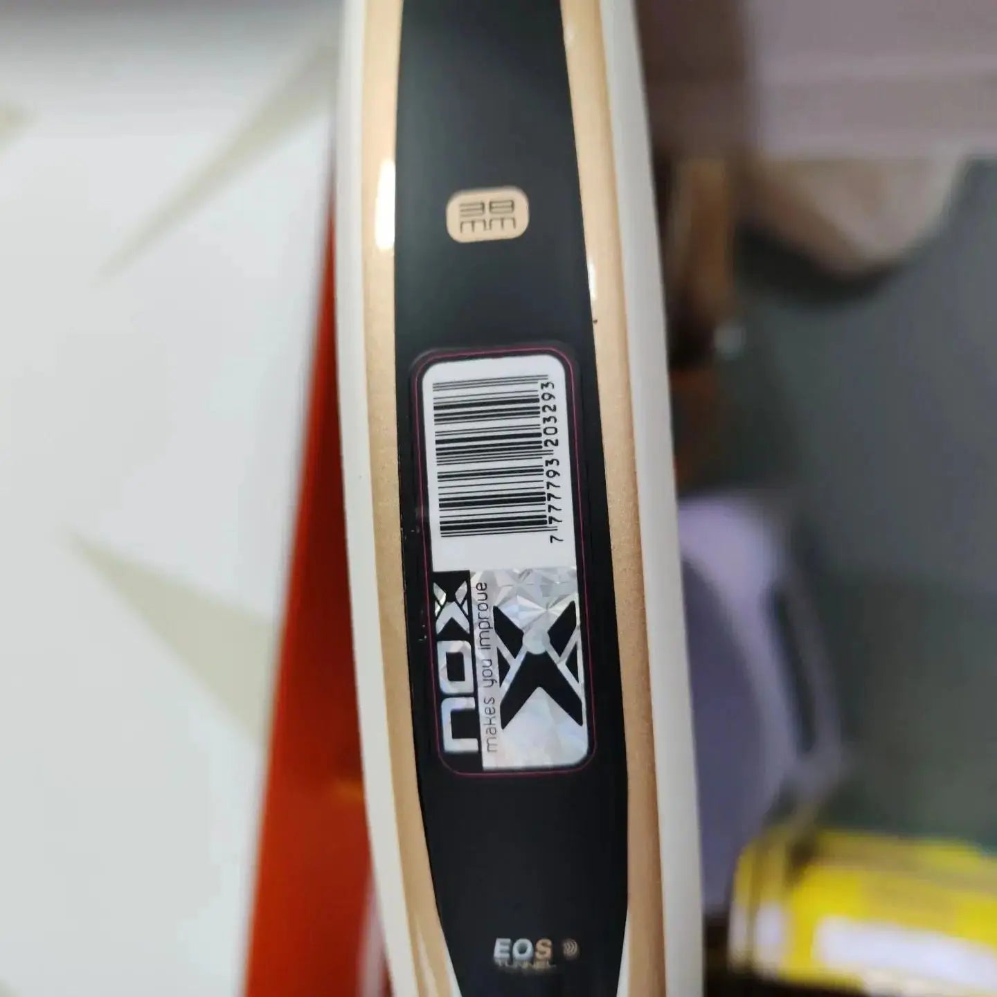 NOX 2026 padelio raketė su 12K/18K anglies pluoštu ir EVA Memory Flex šerdimi